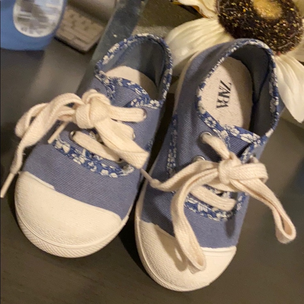 Zara Sneakers
